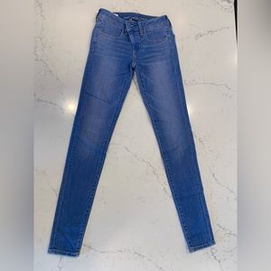 AE The Super Stretch Jegging